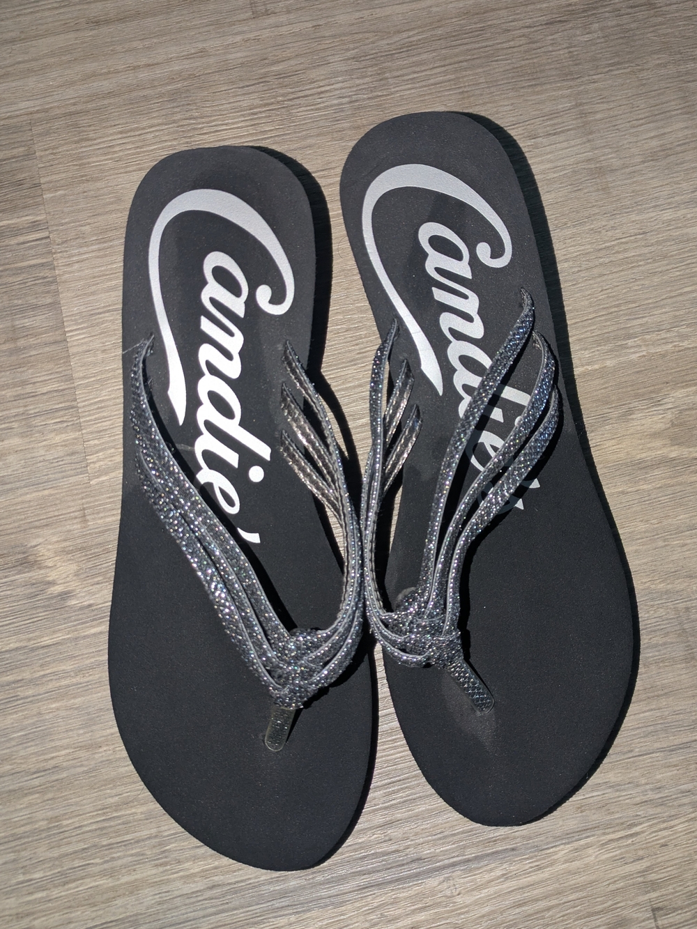 Candie's Black Sparkle Strap Women's Flip Flops